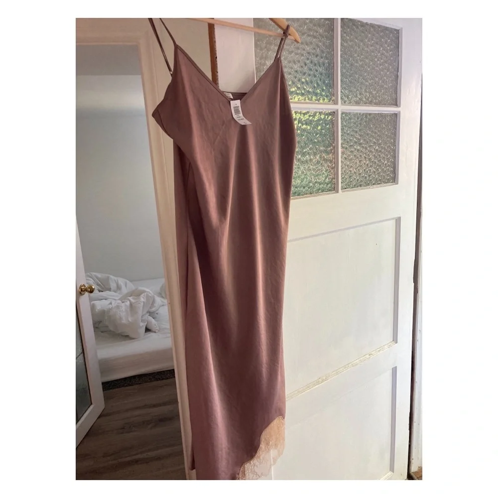 Wilfred Dusty Mauve Sonnet dress from Aritzia - Picture 2 of 4